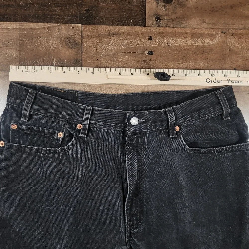 Levis size tag